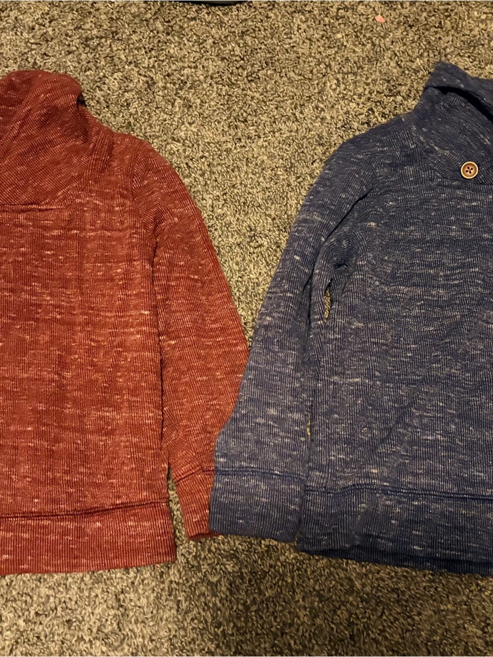 Boy’s Old Navy Bundle of 2 Shawl Sweaters Blue & Red EUC Size 5T